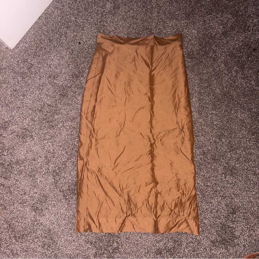 Elegant Tan Women's Skirt